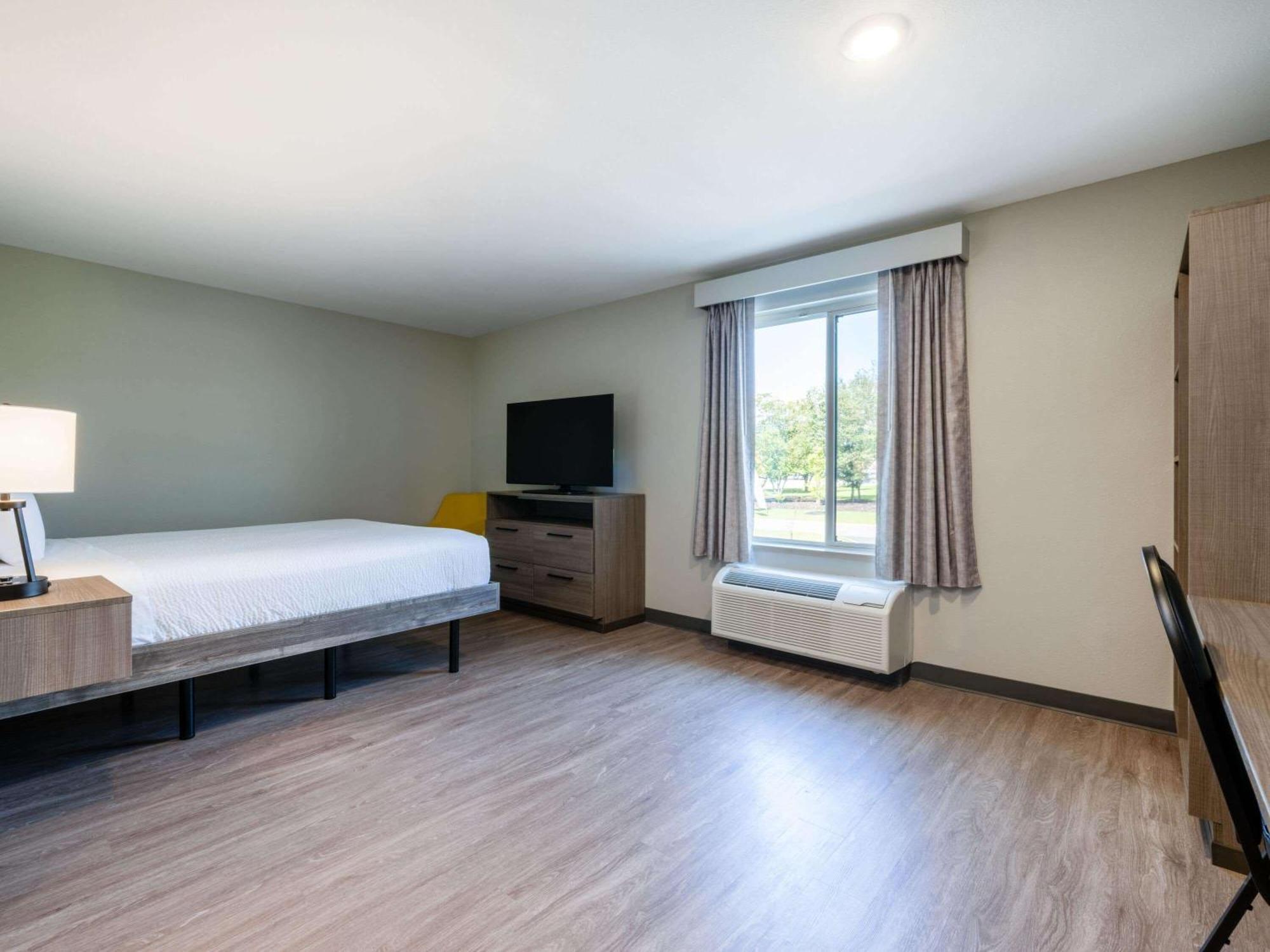 Echo Suites Extended Stay By Wyndham Indianapolis Ameriplex 外观 照片